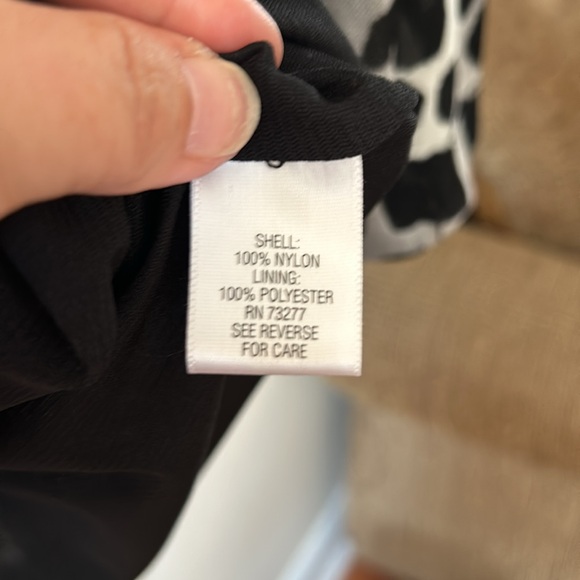 Dana Buchman blouse - Picture 6 of 6